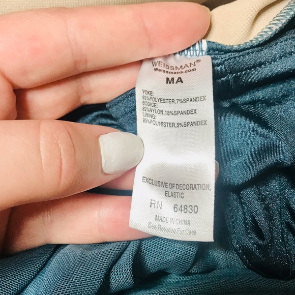 Dance costume. Size Medium Adult. - Picture 3 of 4